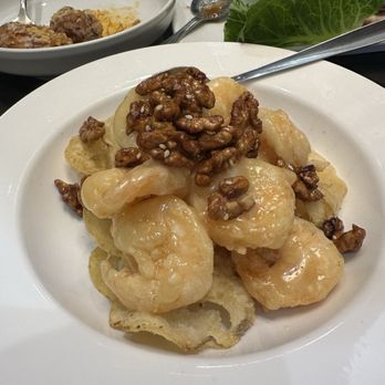 Yi Xin Cafe - Honey walnut shrimp (special) - Hong Kong Style Cafe Near Me - Honolulu, Hawaii Yi Xin Cafe - Honey walnut shrimp (special) - Hong Kong Style Cafe Near Me - Honolulu, Hawaii