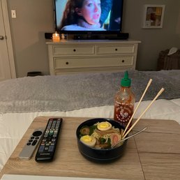 A night of comforting ramen takeout from Ginza while I was quarantined. A night of comforting ramen takeout from Ginza while I was quarantined.