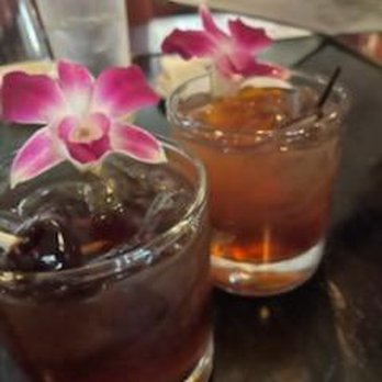 Kubo Sushi and Sake Lounge - Kubo Manhattan and a Kubo Old Fashion - Sushi Bars Near Me - Elgin, Illinois