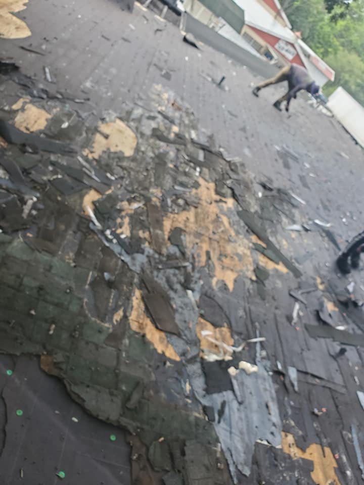 Slide of Ovando Roofing