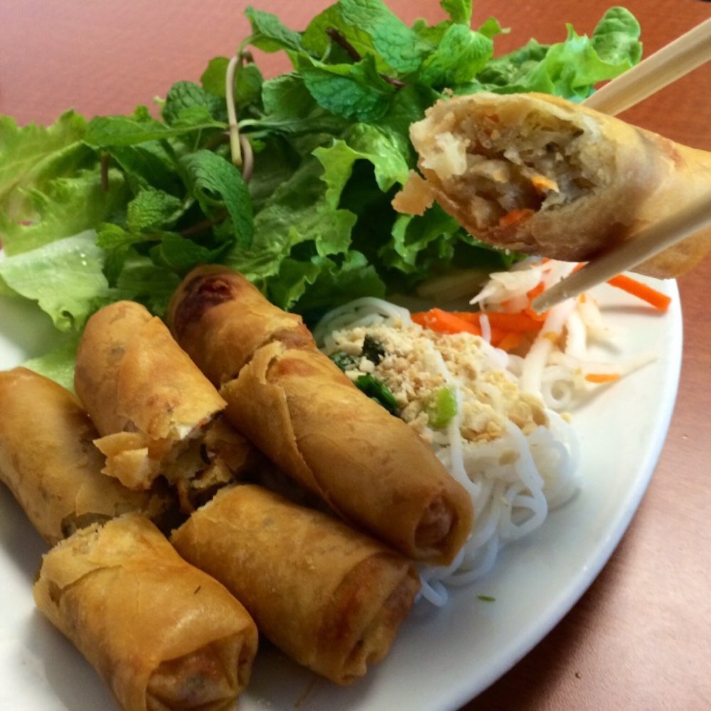 Super Pho - Waialae - My non-menu vegetarian spring rolls (tofu&veggies) look like inside & out! :) Extremely crispy; good deal (4 rolls not just 2!) - Vietnamese Near Me - Honolulu, Hawaii Super Pho - Waialae - My non-menu vegetarian spring rolls (tofu&veggies) look like inside & out! :) Extremely crispy; good deal (4 rolls not just 2!) - Vietnamese Near Me - Honolulu, Hawaii