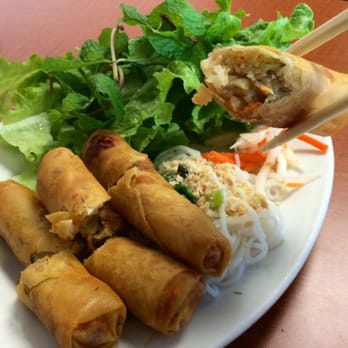 Super Pho - Waialae - My non-menu vegetarian spring rolls (tofu&veggies) look like inside & out! :) Extremely crispy; good deal (4 rolls not just 2!) - Vietnamese Near Me - Honolulu, Hawaii Super Pho - Waialae - My non-menu vegetarian spring rolls (tofu&veggies) look like inside & out! :) Extremely crispy; good deal (4 rolls not just 2!) - Vietnamese Near Me - Honolulu, Hawaii