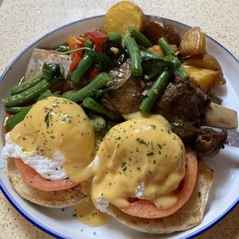 Khao Hom - Ka Pow Short Rib Benedict - Thai Near Me - Hayward, California