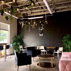 Tin Tea - Inside seating