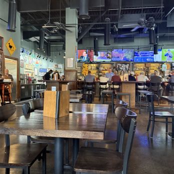 Dog and Duck - Indoor - Pubs Near Me - Mount Pleasant, South Carolina Dog and Duck - Indoor - Pubs Near Me - Mount Pleasant, South Carolina