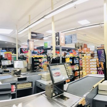 Key Food - a man standing in a grocery store - Grocery Near Me - Brooklyn, New York Key Food - a man standing in a grocery store - Grocery Near Me - Brooklyn, New York