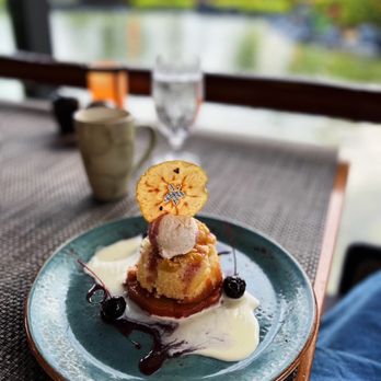 Tidepools - Pineapple upside down cake - Hawaiian Near Me - Poipu, Hawaii Tidepools - Pineapple upside down cake - Hawaiian Near Me - Poipu, Hawaii