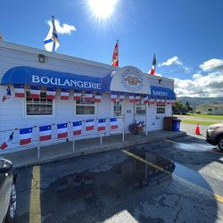 LA BOULANGERIE AUCOIN BAKERY - Boulangerie Bakery