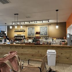 El Artesanal Coffee & Market - Coffee counter