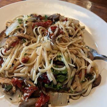 Rocktown Kitchen - Wild Mushroom and Sweet Vermouth Linguini - Salad Near Me - Harrisonburg, Virginia Rocktown Kitchen - Wild Mushroom and Sweet Vermouth Linguini - Salad Near Me - Harrisonburg, Virginia