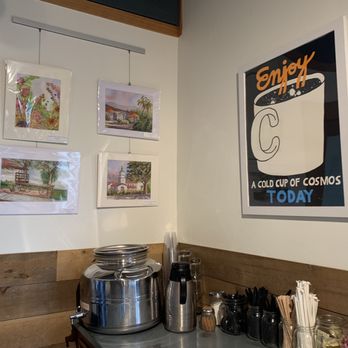 Lucky Llama Coffee - Interior - Acai Bowls Near Me - Carpinteria, California Lucky Llama Coffee - Interior - Acai Bowls Near Me - Carpinteria, California