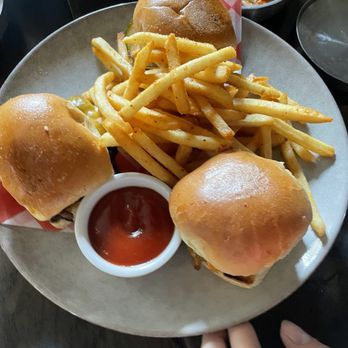 Chingu - Dduk Galbi Sliders w/ Fries - Soy-sesame marinaded burger patties, onions, pickle, kimchi mayo, fries. Side of gochujang ketchup - Korean Near Me - Kansas City, Missouri Chingu - Dduk Galbi Sliders w/ Fries - Soy-sesame marinaded burger patties, onions, pickle, kimchi mayo, fries. Side of gochujang ketchup - Korean Near Me - Kansas City, Missouri