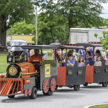 M&R Trackless Trains - Party Equipment Rentals Near Me M&R Trackless Trains - Party Equipment Rentals Near Me