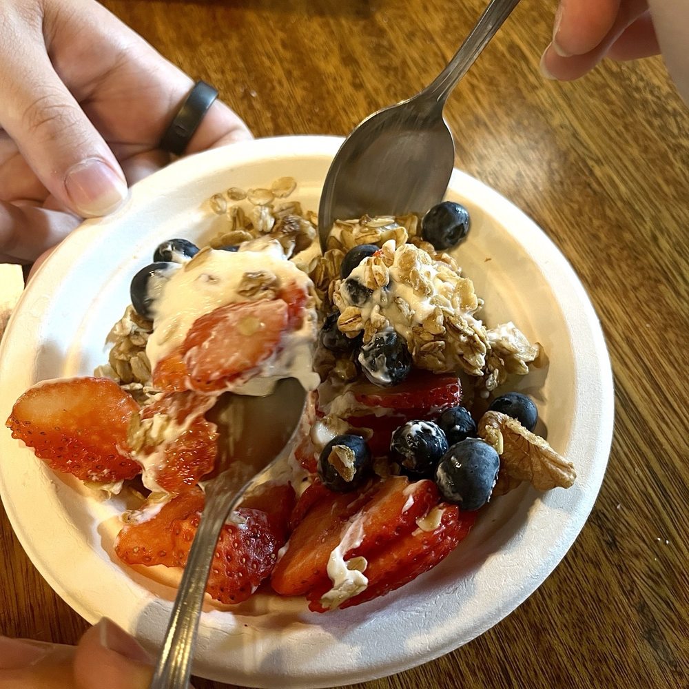 Cloud Forest Cafe - Berry Blitz Bowl - Coffee & Tea Near Me - Davis, California Cloud Forest Cafe - Berry Blitz Bowl - Coffee & Tea Near Me - Davis, California