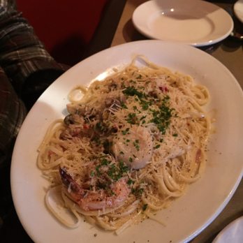 John's Grill - Seafood linguine yum! - Seafood Near Me - Mukilteo, Washington