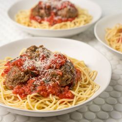 Pastini - Spaghetti and Meatballs