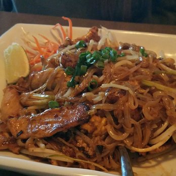 Bang Bar Thai Restaurant - Pad Thai. - Thai Near Me - Seattle, Washington