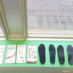 Pharmagreen - Custom orthotics and compression stockings