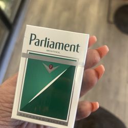Ace Discount Cigarettes - Pack of Parliament Menthol