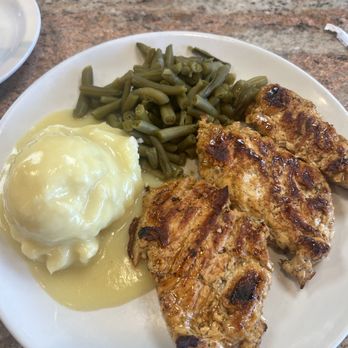 Antonio's Cafe & Grill - This is a photo of Antonio's tremendous tasting chicken dinner with mashed potatoes and green beans. Fabulous. - Breakfast & Brunch Near Me - Rochester Hills, Michigan