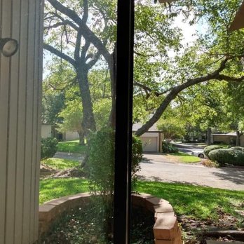 What A Pane Window Cleaning Service - Before and After picture of a sliding glass door - Window Washing Near Me - Rowlett, Texas What A Pane Window Cleaning Service - Before and After picture of a sliding glass door - Window Washing Near Me - Rowlett, Texas