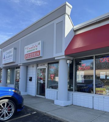 Lazio's Pizzeria & Family Restaurant by null