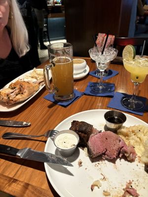 The League Kitchen & Tavern by null