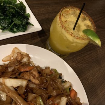 Cinco - Crispy Spinach Appetizer, Pad See Ewe & Mango Margarita with Tajin Rim - Mexican Near Me - South Bend, Indiana Cinco - Crispy Spinach Appetizer, Pad See Ewe & Mango Margarita with Tajin Rim - Mexican Near Me - South Bend, Indiana