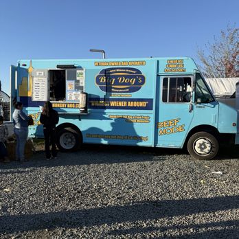Stalker Farms - Big dogs food truck - Paintball Near Me - Snohomish, Washington Stalker Farms - Big dogs food truck - Paintball Near Me - Snohomish, Washington
