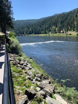 Dining On The Edge by null