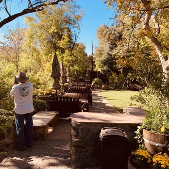 Briar Patch Inn - The grounds - Bed & Breakfast Near Me - Sedona, Arizona Briar Patch Inn - The grounds - Bed & Breakfast Near Me - Sedona, Arizona