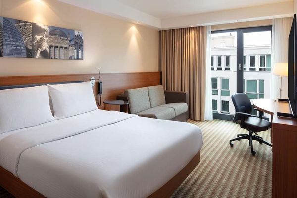 Hampton by Hilton Berlin City West by null