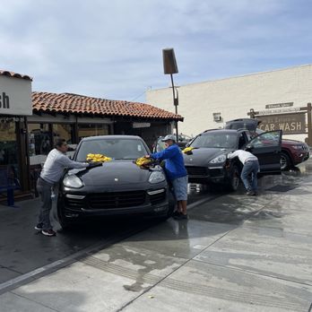 El Estero Car Wash - Production line - Car Wash Near Me - Monterey, California El Estero Car Wash - Production line - Car Wash Near Me - Monterey, California