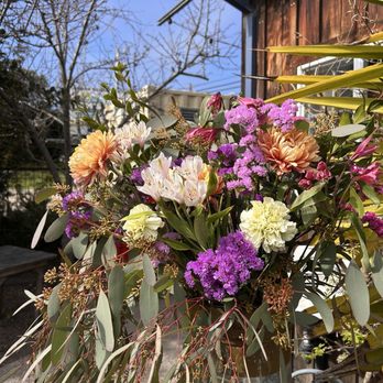 The Barn - Floral arrangement while in line. - Burgers Near Me - Half Moon Bay, California The Barn - Floral arrangement while in line. - Burgers Near Me - Half Moon Bay, California