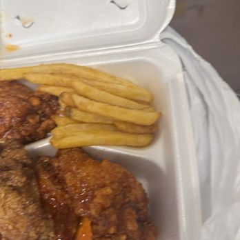 CM Chicken Hampton - 3. Garlic Spicy Chicken - Chicken Wings Near Me - Hampton, Virginia CM Chicken Hampton - 3. Garlic Spicy Chicken - Chicken Wings Near Me - Hampton, Virginia