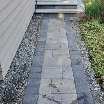 Buddha Builders - the steps leading up to the house - Patio Coverings Near Me - Sammamish, Washington