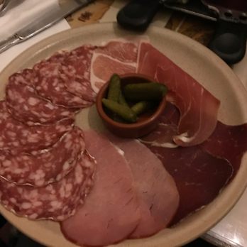 Pain Vin Fromages - Meats with raclette - Fondue Near Me - Paris, 75 Pain Vin Fromages - Meats with raclette - Fondue Near Me - Paris, 75