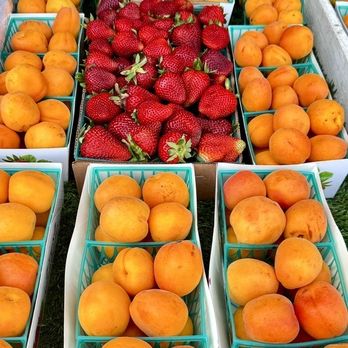 Robledo's Farm Fresh Produce - Fruits & Veggies Near Me - Fairfield, California Robledo's Farm Fresh Produce - Fruits & Veggies Near Me - Fairfield, California