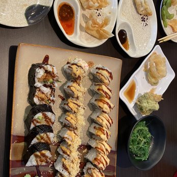 Wow Sushi - Starters were tasty and the 5 Piece Honolulu roll was my fave. We had no problems with service like other reviews. - Sushi Bars Near Me - Edmond, Oklahoma