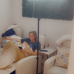 Thrive Health & Wellness - Patient receiving the Revive & Thrive cocktail to boost her energy.