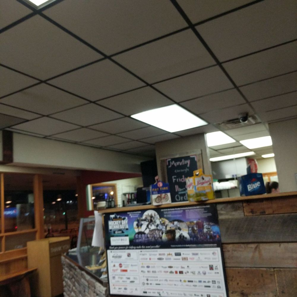 Just ordered, got my beer immediately, and now waiting on my pizza. Probably helps I am the only person in here that isn't an employee. Just ordered, got my beer immediately, and now waiting on my pizza. Probably helps I am the only person in here that isn't an employee.