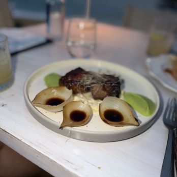 The Sur House - Short rib - New American Near Me - Big Sur, California The Sur House - Short rib - New American Near Me - Big Sur, California