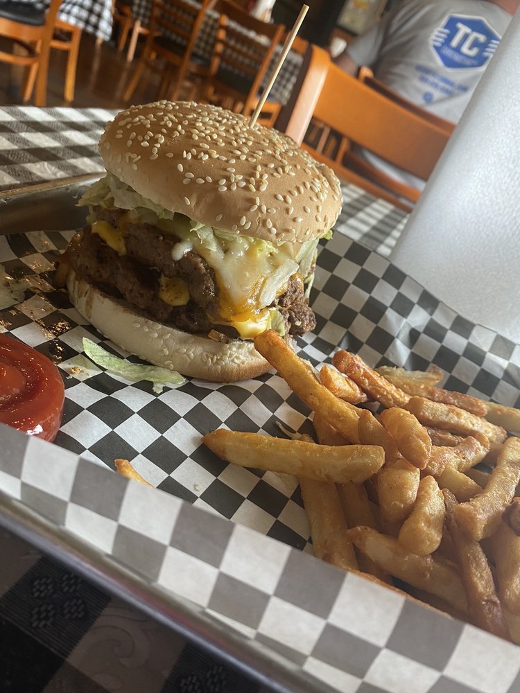 FATTY’S TAVERN & SEAFOOD MARKET Updated August 2024 186 Museum St, Garyville, Louisiana