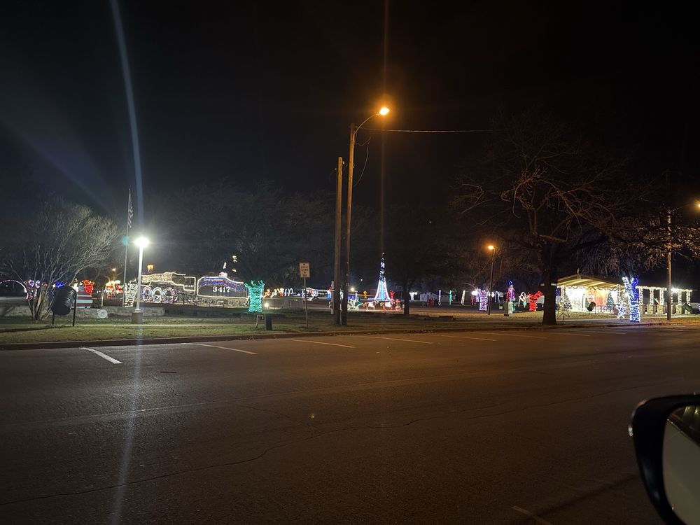 Social spots from Hulen Park