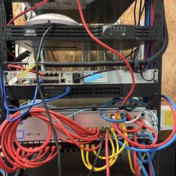Nice2GeekYou - Hotel internet, phone and Cable system