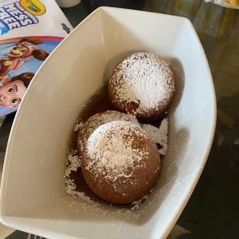 R'z Cafe & Catering - Powdered Donut Balls - Cafes Near Me - Fort Branch, Indiana