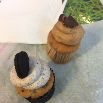 Cafe Sweets Bakery - Oreo and peanut butter mini cupcakes. - Bakeries Near Me - West Palm Beach, Florida