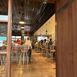 Truck & Tap - Not super busy.