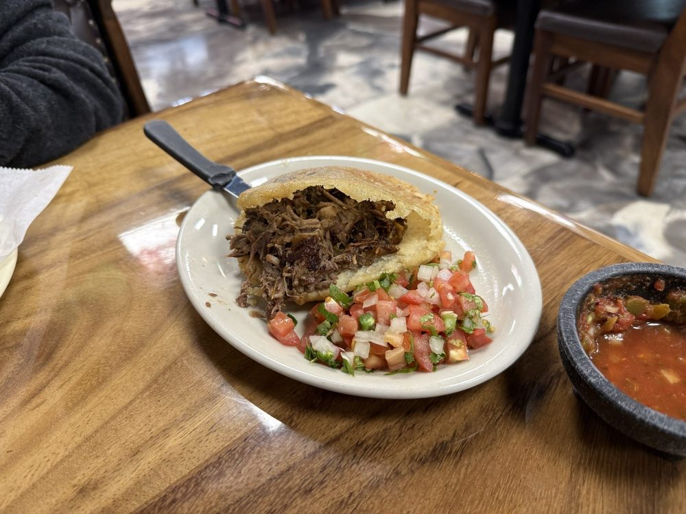 Food from Taqueria Jalisco