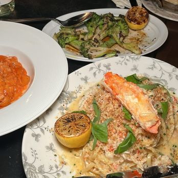 Fioretta - King crab linguine, Al La vodka pasta , broccoli - Italian Near Me - Chicago, Illinois